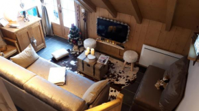 Duplex 6 pers, avec 8 couchages, garage, WIFI, calme, proche des pistes, top équipé et linges fournis, vue magnifique